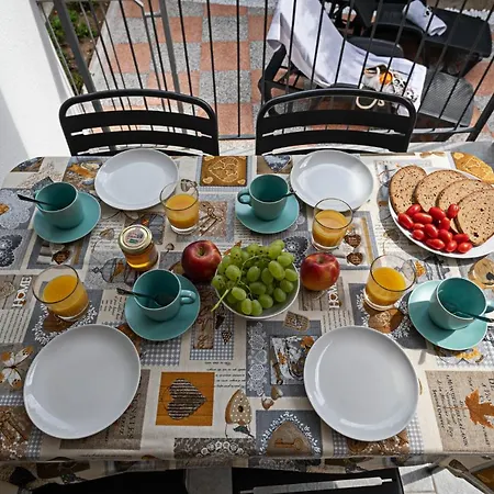 Townhouse 71 - Regarda Travel * Bardolino