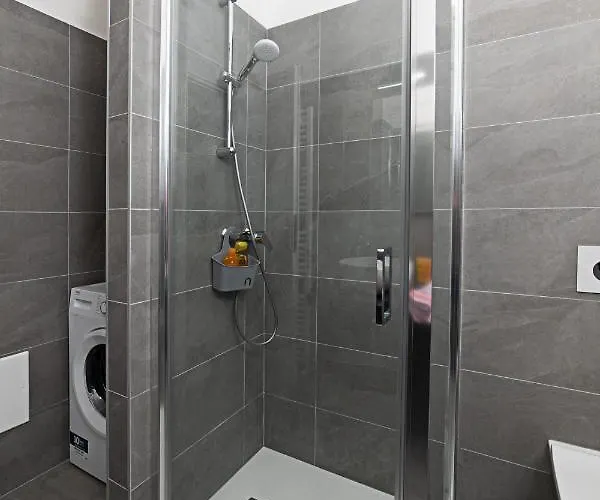 度假居 Townhouse 71 - Regarda Travel *